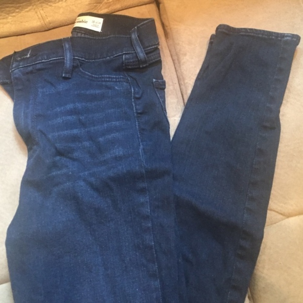 Abercrombie high waisted dark wash skinnies